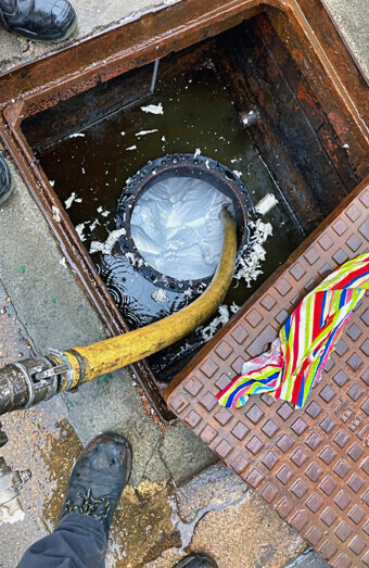 https://blockeddrainsinglewood.com.au/uploads/2025/07/hero-blocked-sewers-19711.jpg